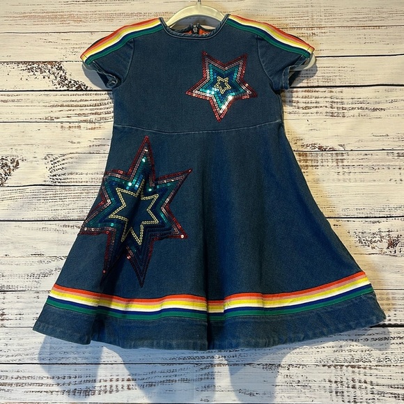 Mini Boden‎ Denim Rainbow/Sequin Stars Dress Size 5-6Y - Picture 1 of 6